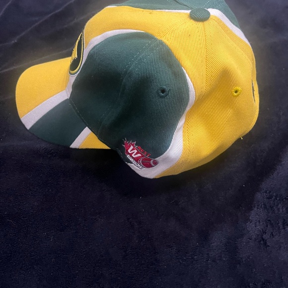 Edmonton Eskimos baseball cap - Picture 4 of 5